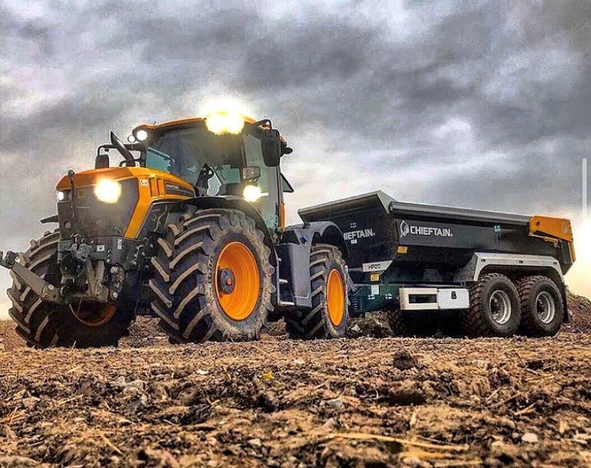 Agricultural trailers by Chieftain